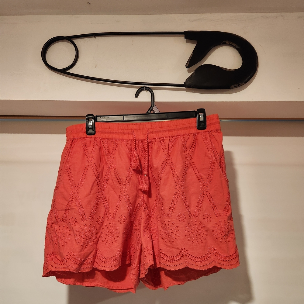 Crown & Ivy High Waist Coral Lace Shorts